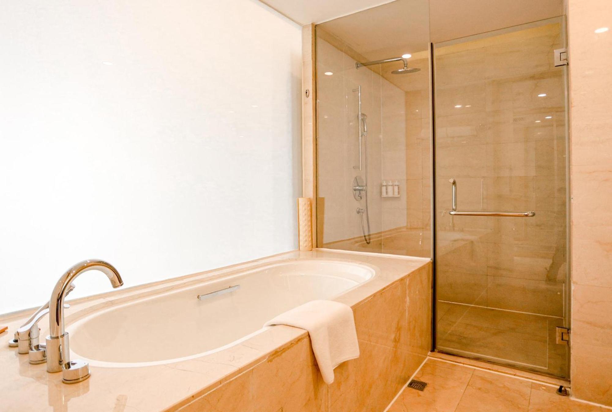 Radisson Hotel Tianjin Aqua City Екстер'єр фото